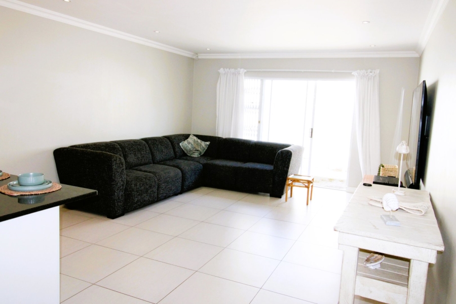 2 Bedroom Property for Sale in Gonubie North Eastern Cape